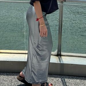 Stylish metallic silver skirt from H&M